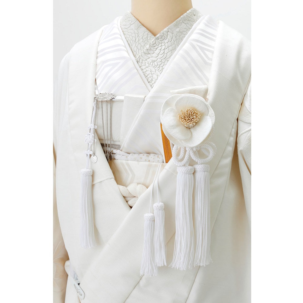 オリジナル白無垢 生成地/emi takazawa 刺繍花 【結婚式 和装 白無垢 レンタル】