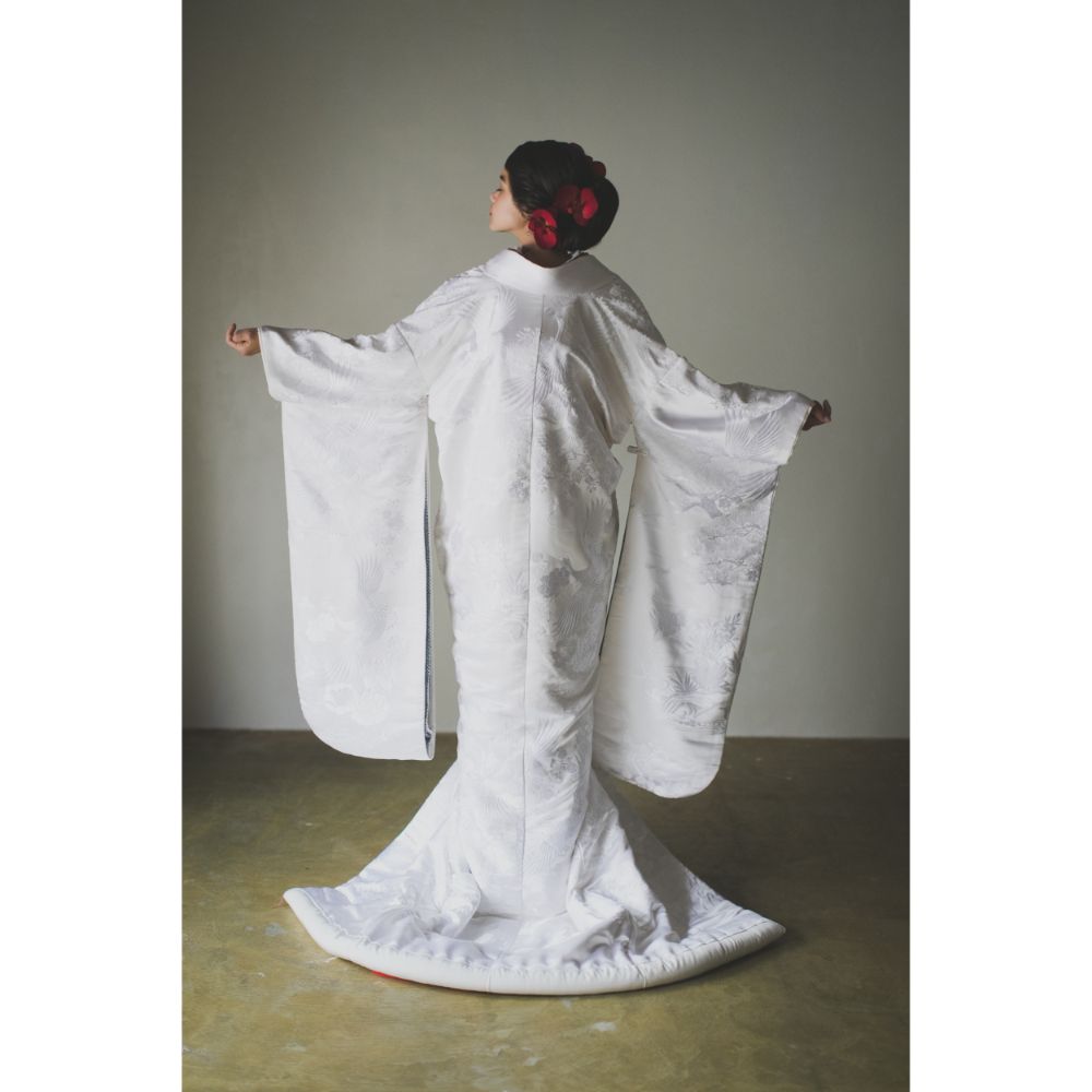 宮廷四季花鳥 【結婚式 和装 白無垢 レンタル】