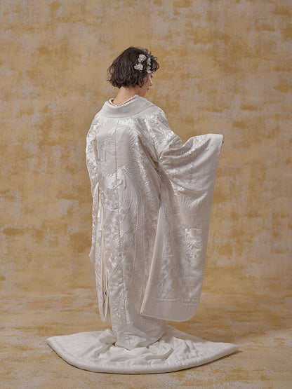 雲取松に熨斗目鶴【結婚式 和装 白無垢 レンタル】