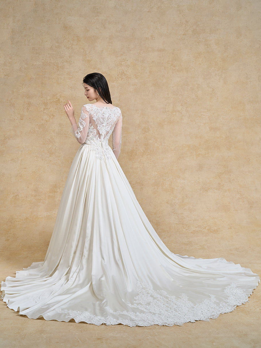 Ref.2635【ウェディングドレス レンタル】