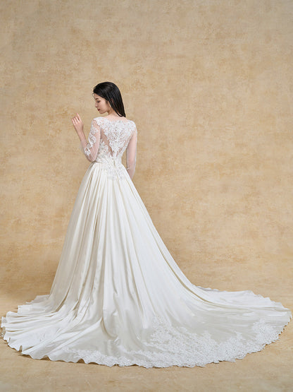 Ref.2635【ウェディングドレス レンタル】