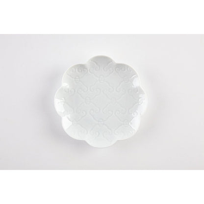 【有田焼 其泉】輪花唐草彫 銘々皿(白)ペア 【結婚式 ギフト 引き出物 食器類】