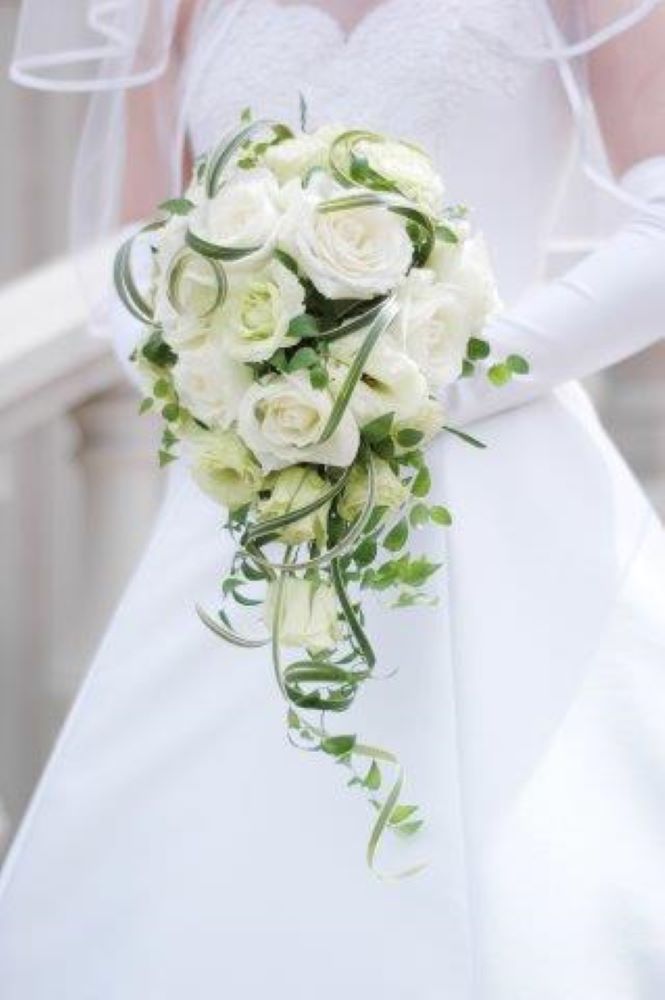 【生花】ウェディングブーケ 【結婚式 フラワー 生花 ブーケ ブートニア】