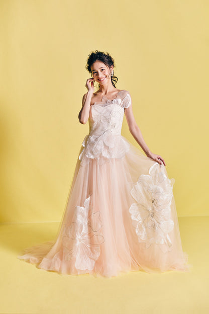 FloraCarne フローラカルネ【カラードレス】ブラッシュカラーフラワーモチーフAライン 【結婚式 レンタル】