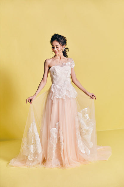 FloraCarne フローラカルネ【カラードレス】ブラッシュカラーフラワーモチーフAライン 【結婚式 レンタル】