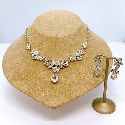 スワロフスキークリスタル使用のウェディングアクセサリー ネックレス・イヤリングセット/ブライダルアクセサリー 【結婚式 アクセサリーセット】