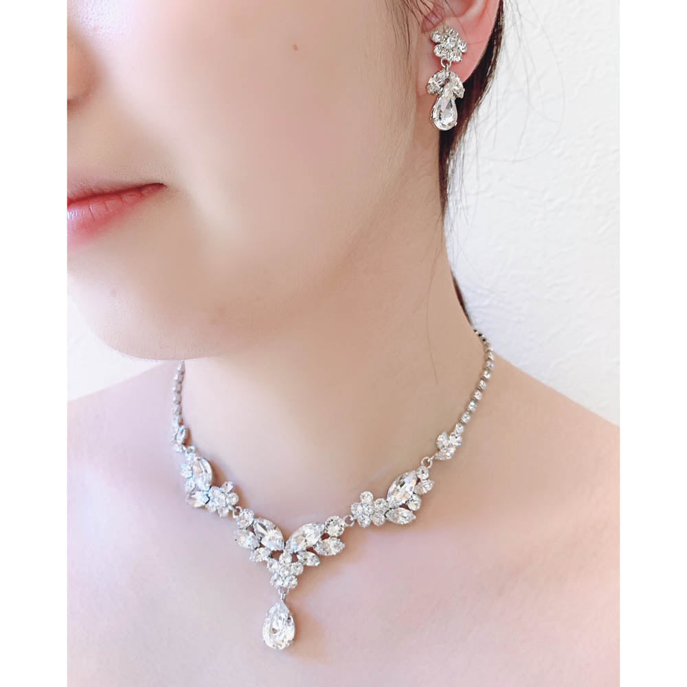 スワロフスキークリスタル使用のウェディングアクセサリー ネックレス・イヤリングセット/ブライダルアクセサリー 【結婚式 アクセサリーセット】