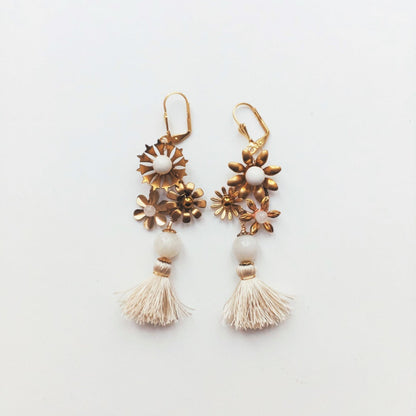 【ピアス】ワイルドフラワータッセルピアス/ブライダルアクセサリー 【結婚式 ピアス イヤリング】