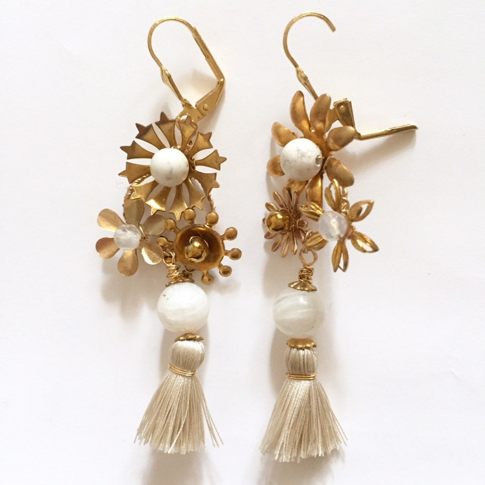 【ピアス】ワイルドフラワータッセルピアス/ブライダルアクセサリー 【結婚式 ピアス イヤリング】