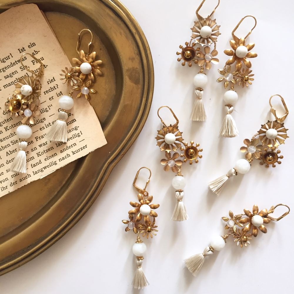 【ピアス】ワイルドフラワータッセルピアス/ブライダルアクセサリー 【結婚式 ピアス イヤリング】