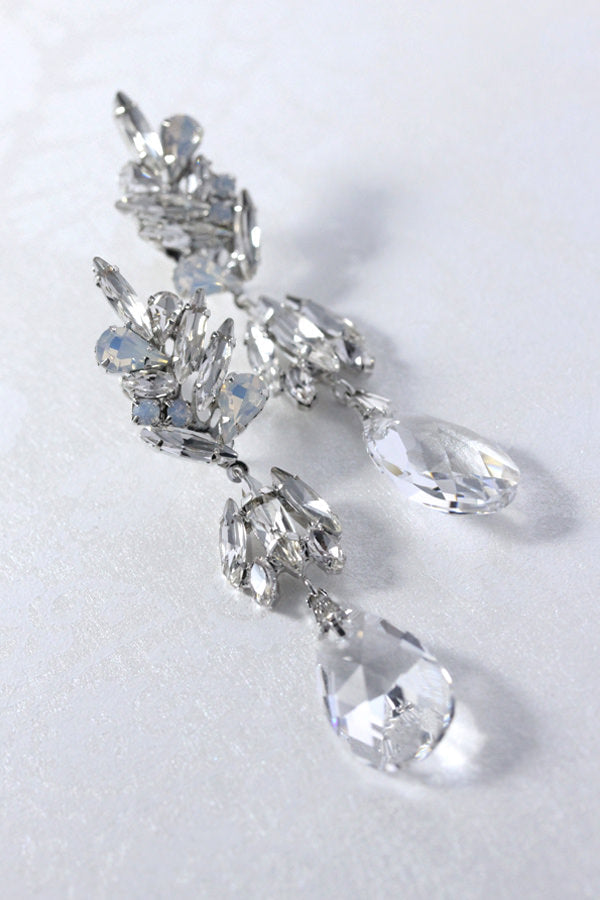 Talia Earrings/ブライダルアクセサリー 【結婚式 ピアス イヤリング】