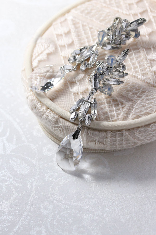 Talia Earrings/ブライダルアクセサリー 【結婚式 ピアス イヤリング】