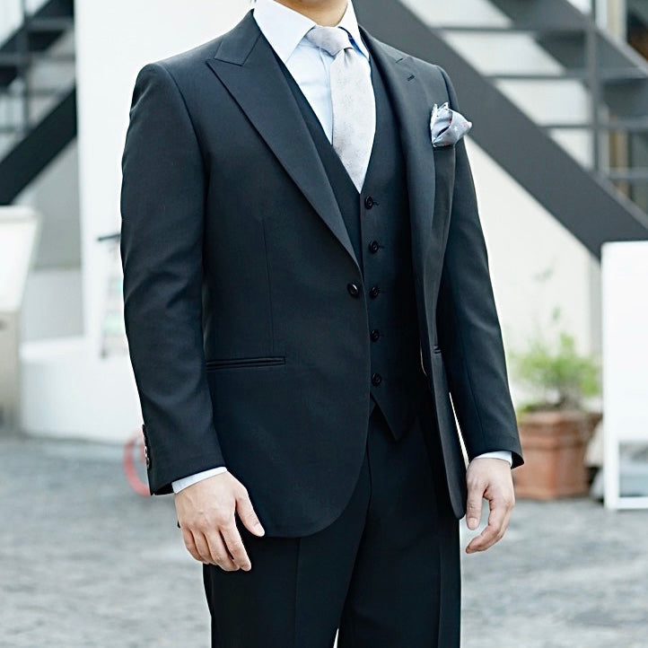 親族用ブラック系スーツ 【結婚式 オーダーメイド】