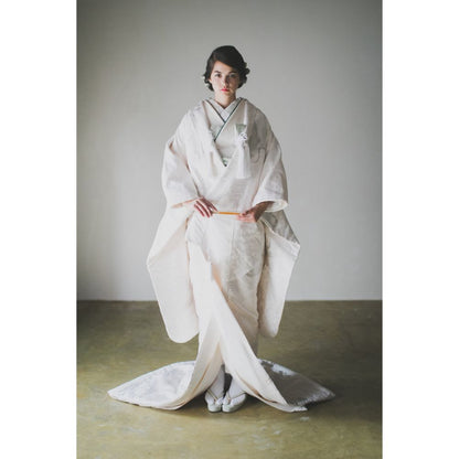 銀鶴四季花唐草文 【結婚式 和装 白無垢 レンタル】