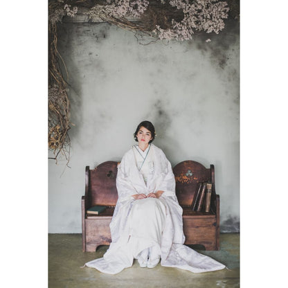 銀鶴四季花唐草文 【結婚式 和装 白無垢 レンタル】