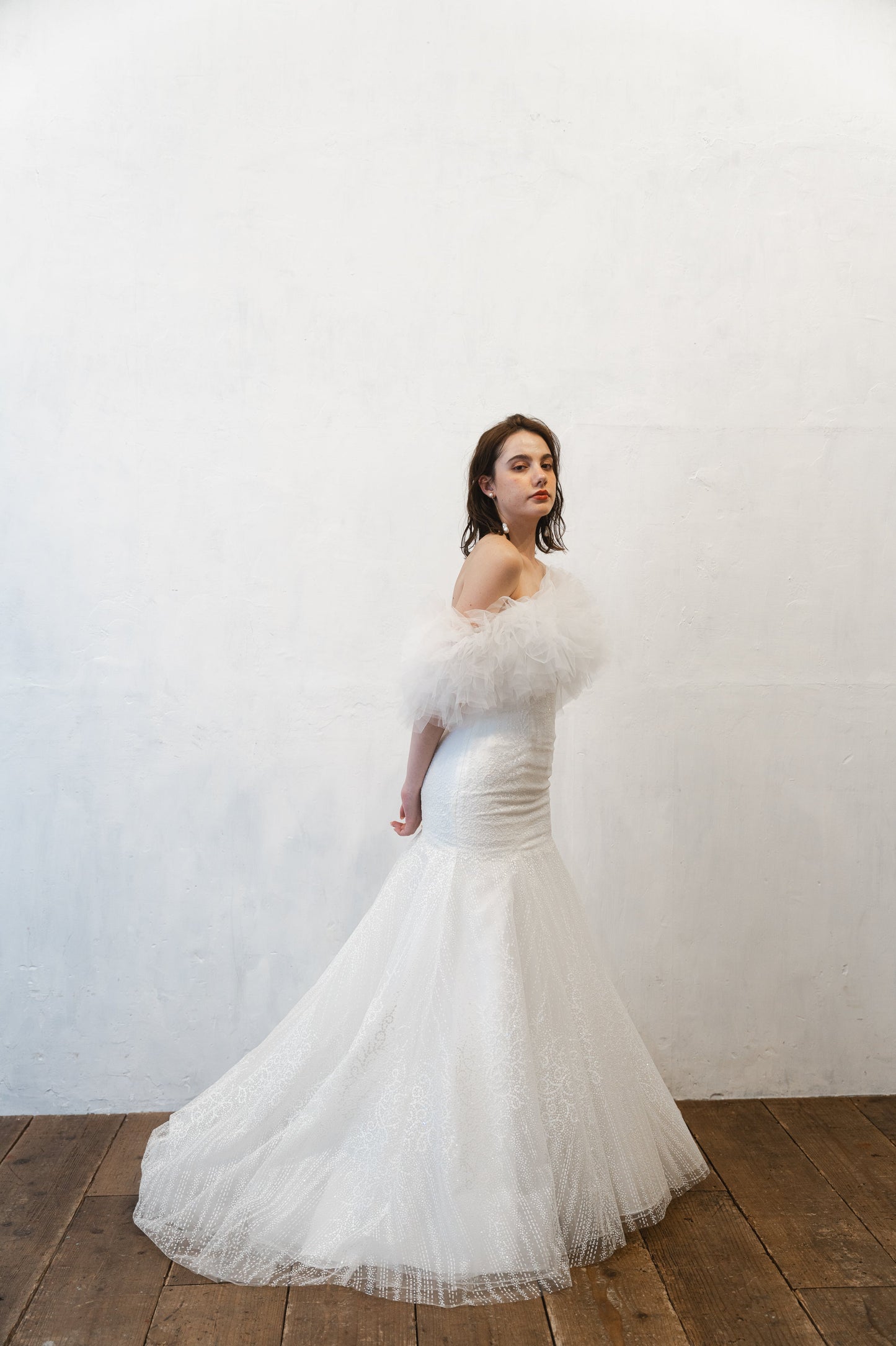 Schoen【結婚式 ウェディングドレス レンタル】