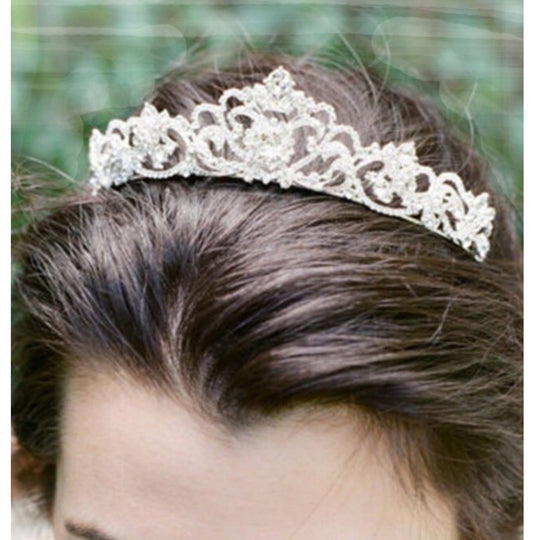 スワロフスキークリスタル☆エレガントティアラ 【結婚式 ヘアアクセサリー レンタル】