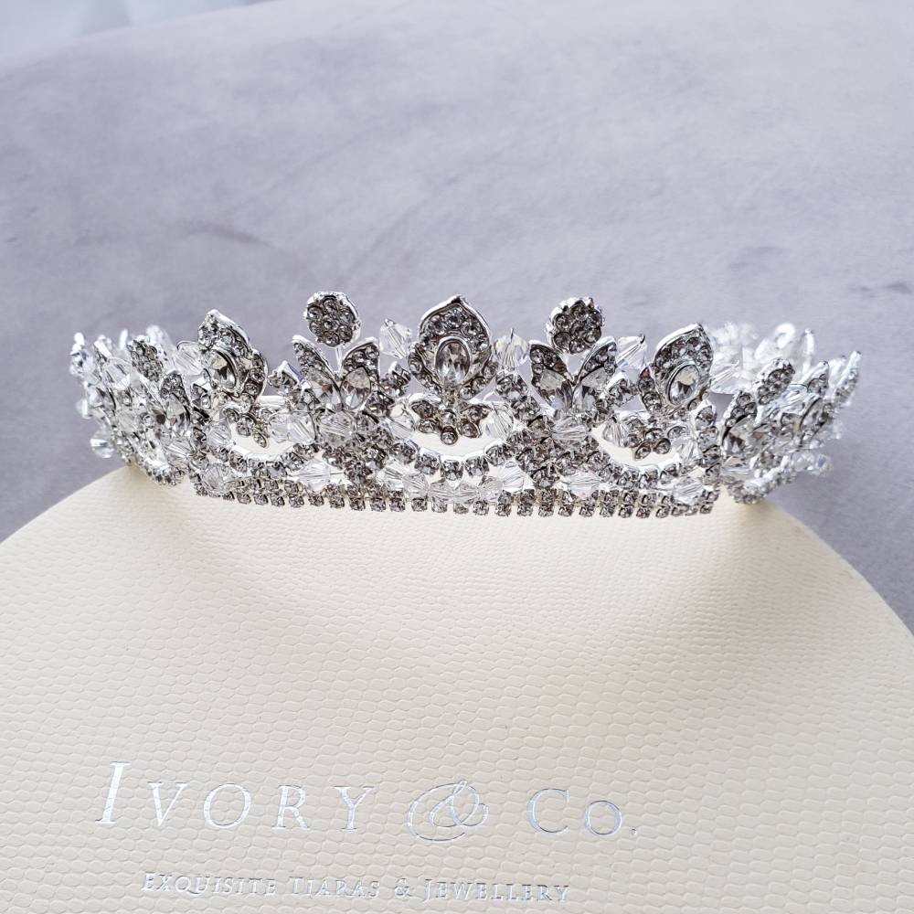 【3泊4日】Ivory&co Alexandra Tiara アレクサンドラティアラ 【結婚式　ヘアアクセサリー　レンタル】