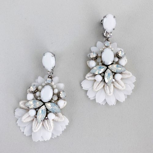 ホワイトストーンビッグイヤリング/ブライダルアクセサリー 【結婚式 ピアス イヤリング】