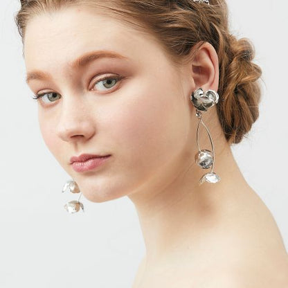 スイングフラワーピアス【シルバー】ブライダルアクセサリー 【結婚式 ピアス イヤリング】