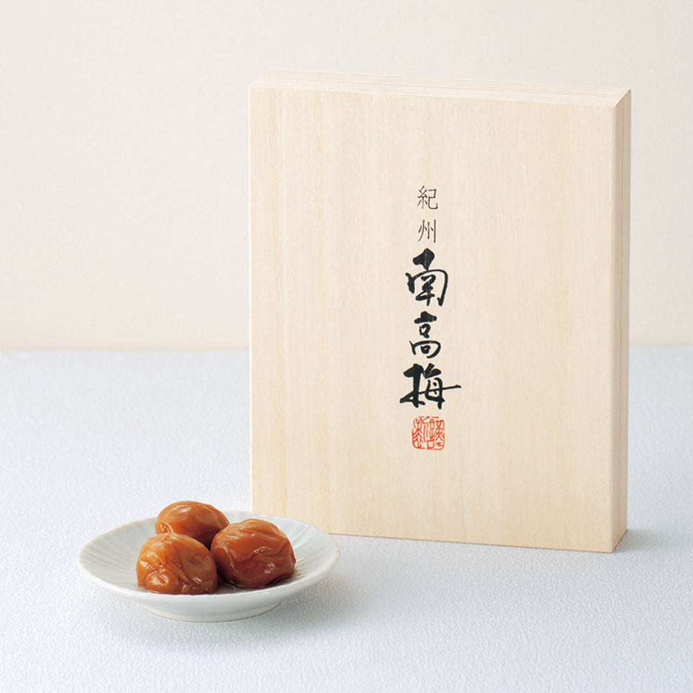 紀州南高梅6粒(木箱入) 【結婚式 ギフト 縁起物 梅干し】