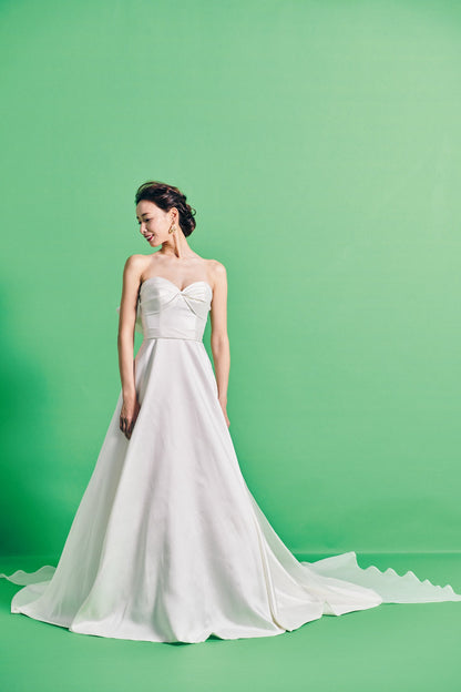 Sara サラ【ウエディングドレス レンタル】Aライン バックスタイル シンプル 【結婚式】