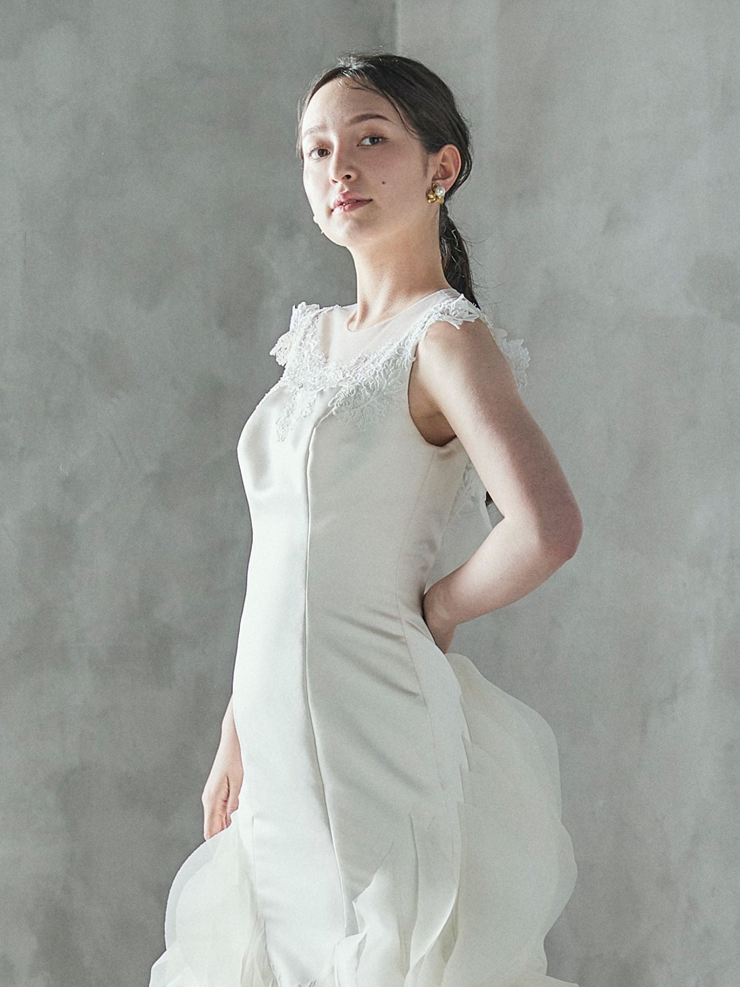 ヴェロニカ Veronica【ウエディングドレス レンタル】サテン セミマーメイド 【結婚式】