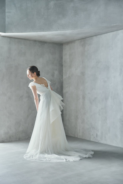 カテリーナ Caterina【ウエディングドレス レンタル】Aライン オーガンジ- シンプル 【結婚式】