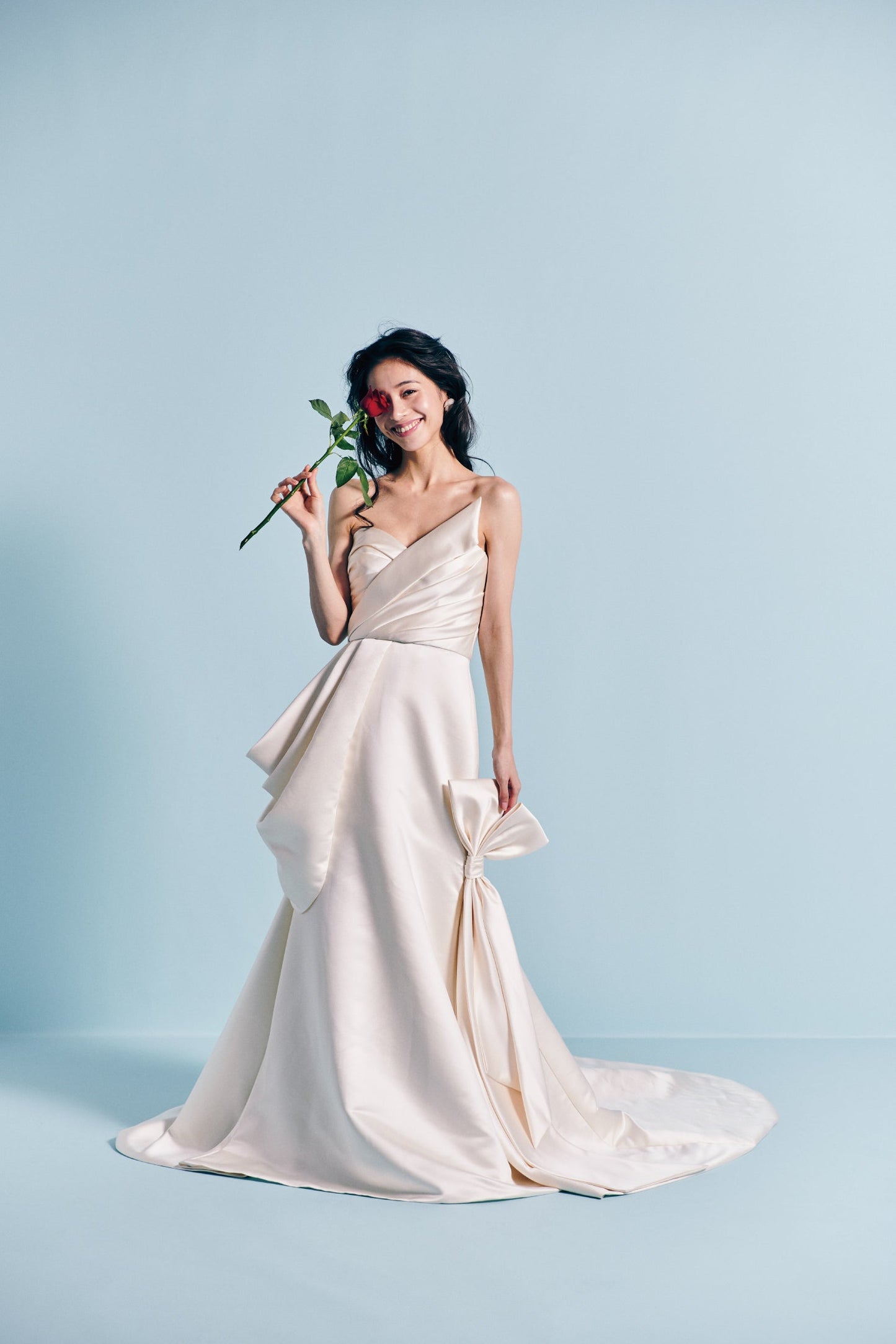 IsaBianca イーザビアンカ【ウェディングドレス レンタル】Aライン アシンメトリー サテンドレス 【結婚式】