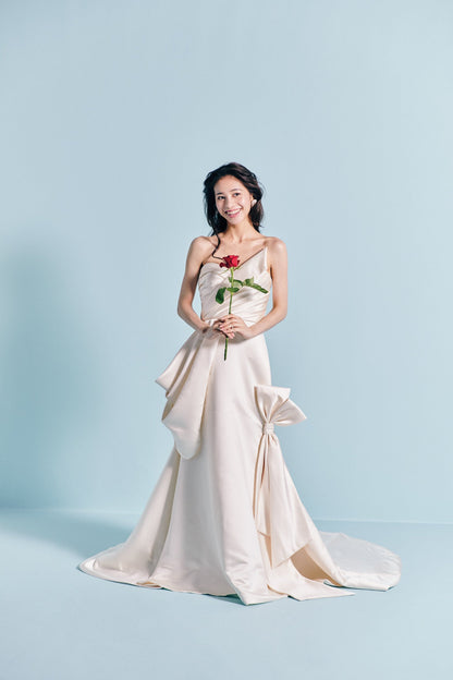 IsaBianca イーザビアンカ【ウェディングドレス レンタル】Aライン アシンメトリー サテンドレス 【結婚式】