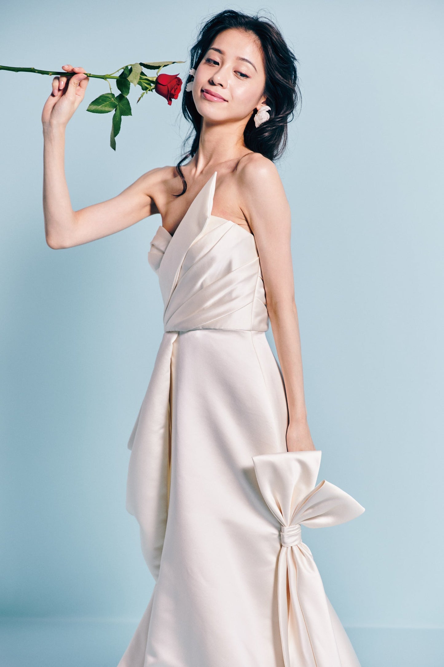 IsaBianca イーザビアンカ【ウェディングドレス レンタル】Aライン アシンメトリー サテンドレス 【結婚式】