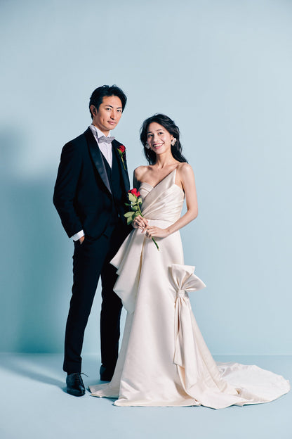 IsaBianca イーザビアンカ【ウェディングドレス レンタル】Aライン アシンメトリー サテンドレス 【結婚式】