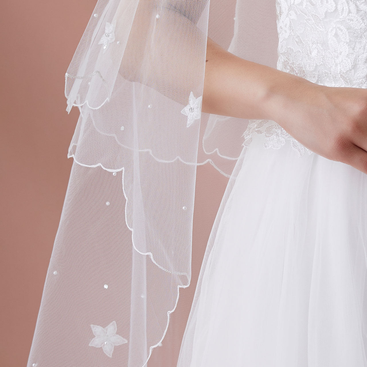 【SALE】ブライダルアクセサリー【ウエディングベール 】V3058-1(Sサイズ0.6+1Ｍ)W