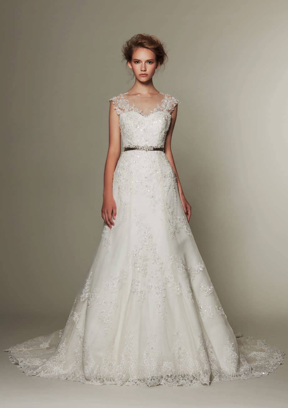 スレンダー かわいい VERITA 20686 【ウェディングドレス レンタル】