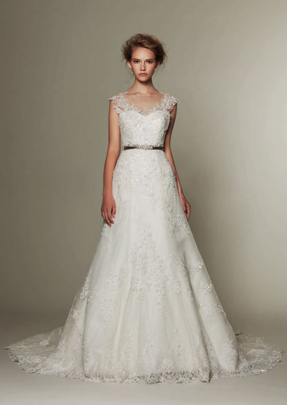 スレンダー かわいい VERITA 20686 【ウェディングドレス レンタル】