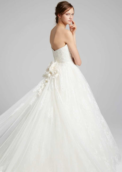 Aライン かわいい VERITA 20689 【ウェディングドレス レンタル】