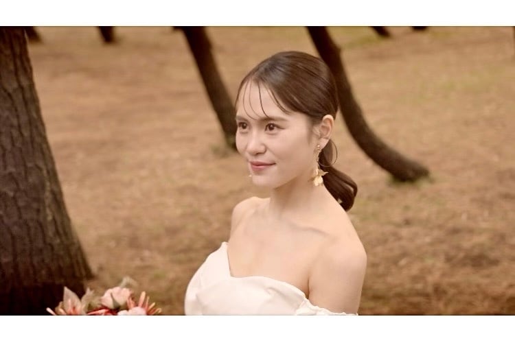 【ピアス・イヤリング】真鍮フラワー×バタフライピアス/イヤリング -ブライダルピアス/イヤリング-≪VIP-05/VIE-05≫【結婚式 ピアス イヤリング】