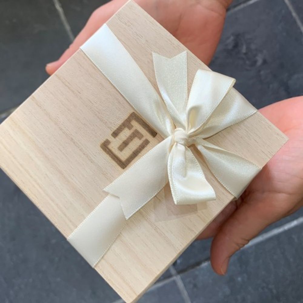 黒トリュフ塩と白トリュフバターのセット 【結婚式 ギフト 内祝い 結婚祝い 出産祝い】