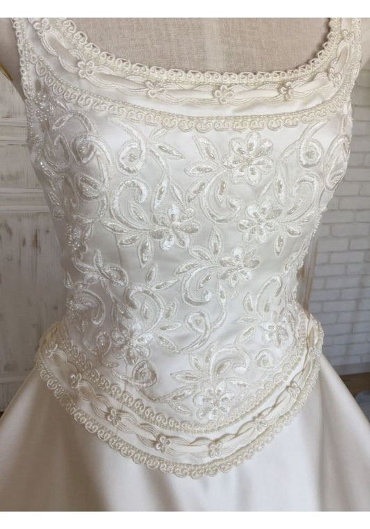 【SALE】白ドレス スクエアネック 【販売衣装】