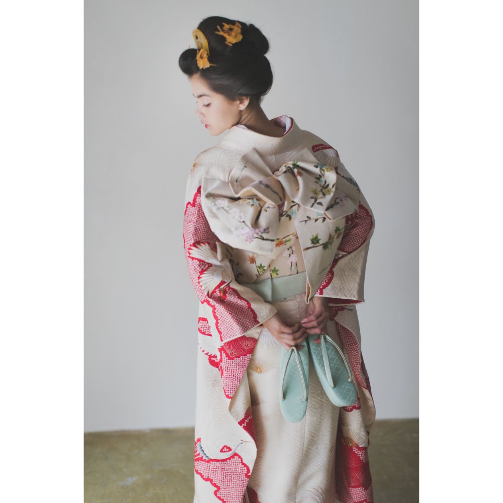 白地疋田古典鶴 【結婚式 和装 引き振袖 レンタル】