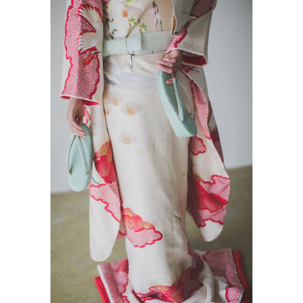 白地疋田古典鶴 【結婚式 和装 引き振袖 レンタル】