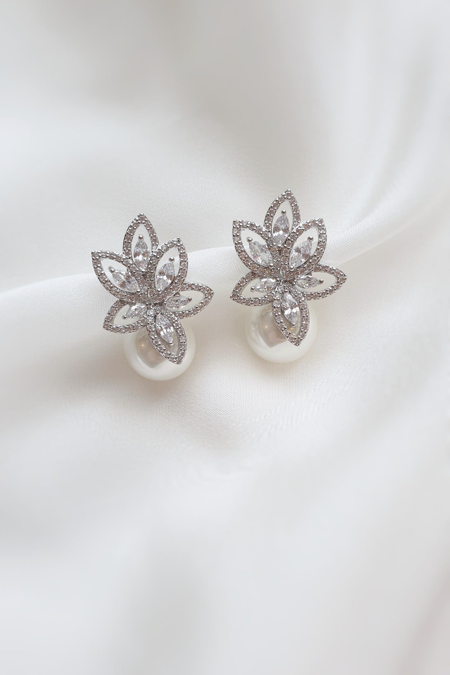 【ピアス】ジルコニアピアス ~ブライダルピアス~ ≪ZP-03≫ 【結婚式 ピアス イヤリング】