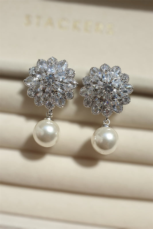 【ピアス・イヤリング】ジルコニアピアス/イヤリング~ブライダルピアス/イヤリング~ ≪ZP-23/ZE-23≫ 【結婚式 ピアス イヤリング】