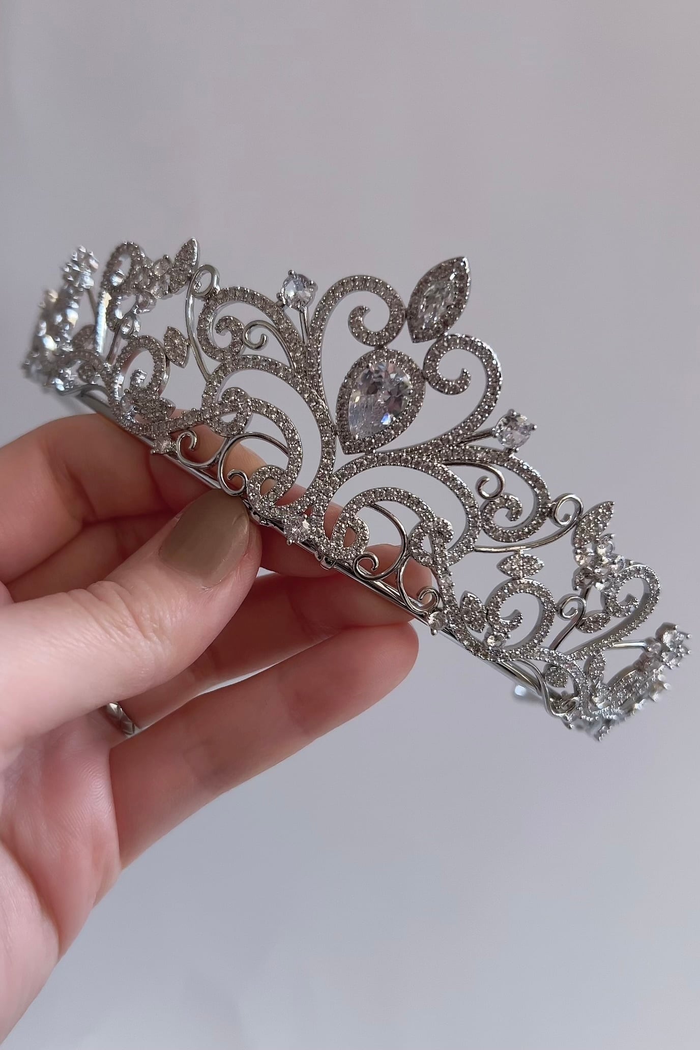 ジルコニアティアラ ~ブライダルティアラ~ ≪ZT-04≫【結婚式 ヘアアクセサリー】