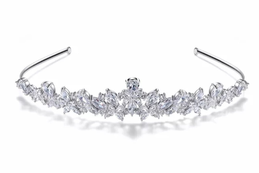 【ヘッドドレス】ジルコニアティアラ ~ブライダルティアラ~ ≪ZT-05≫【結婚式 ヘアアクセアリー】