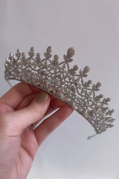 ジルコニアティアラ ~ブライダルティアラ~ ≪ZT-16≫【結婚式 ヘアアクセサリー】