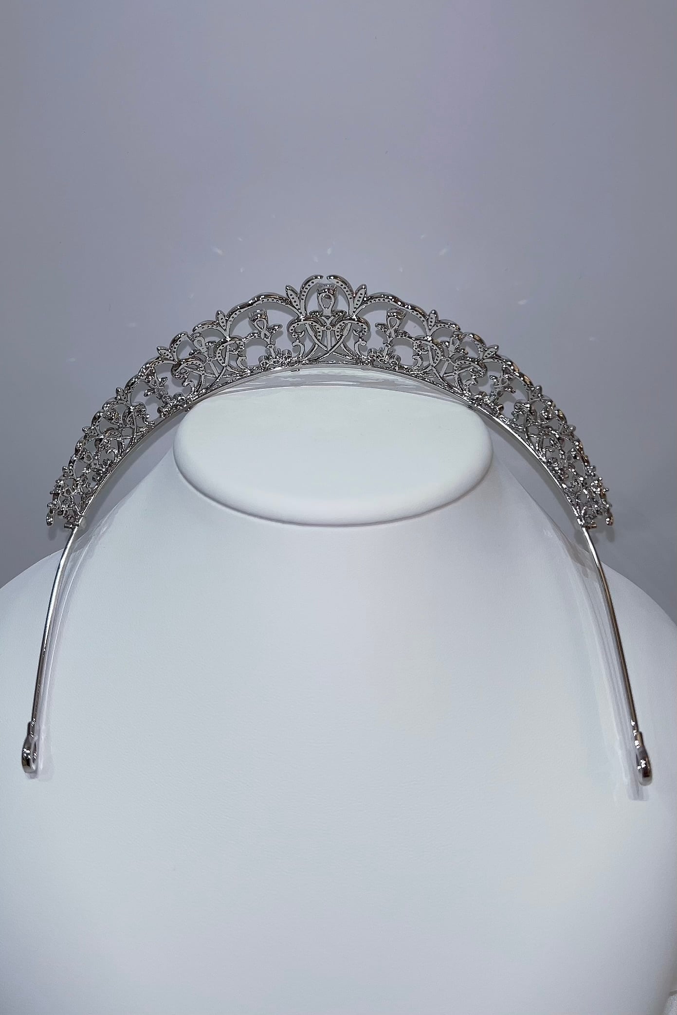 【ヘッドドレス】ジルコニアティアラ ~ブライダルティアラ~ ≪ZT-17≫【結婚式 ヘアアクセサリー】