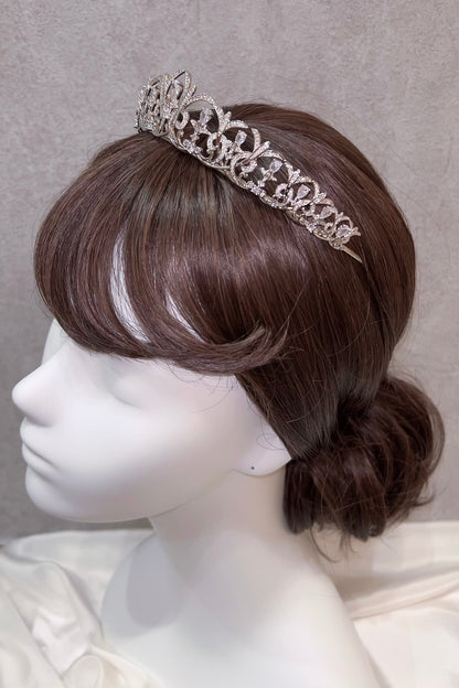 【ヘッドドレス】ジルコニアティアラ ~ブライダルティアラ~ ≪ZT-17≫【結婚式 ヘアアクセサリー】
