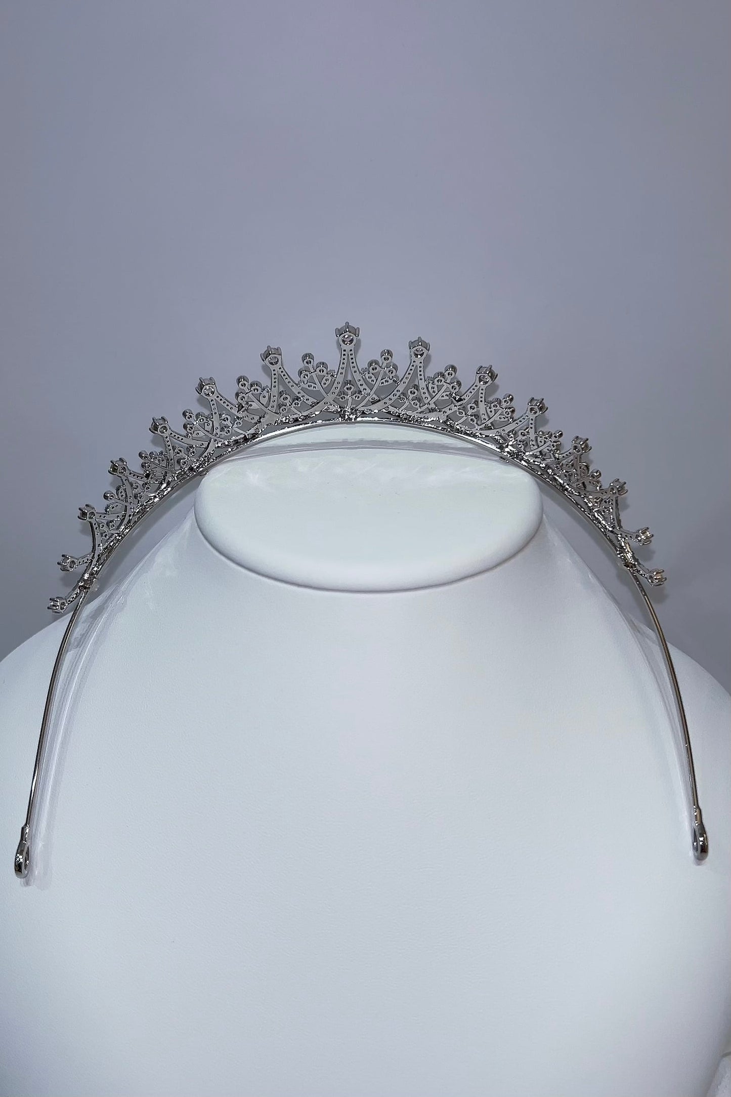 【ヘッドドレス】ジルコニアティアラ ~ブライダルティアラ~ ≪ZT-22≫【結婚式 ヘアアクセサリー】