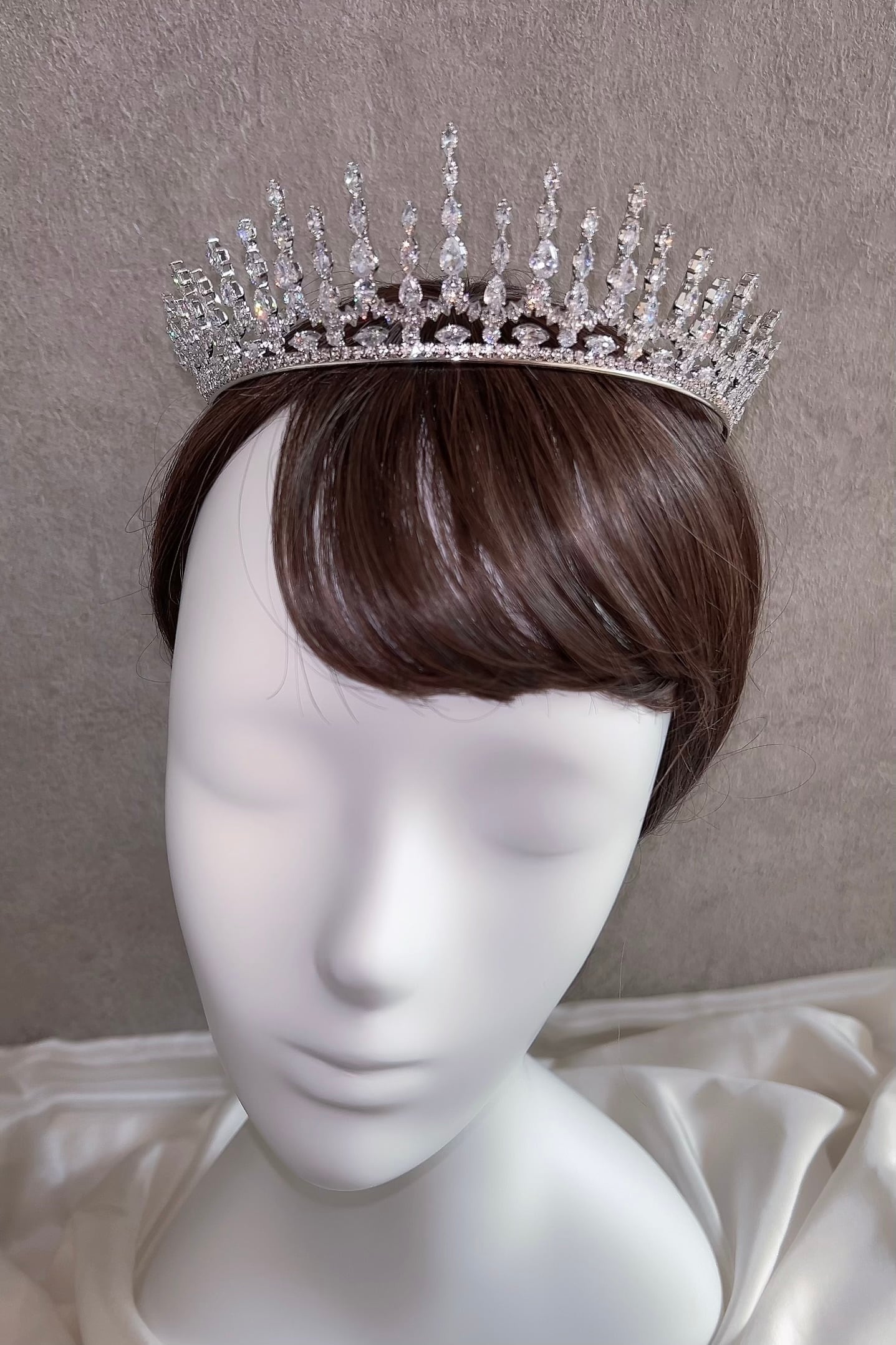 【ヘッドドレス】ジルコニアティアラ ~ブライダルティアラ~ ≪ZT-23≫【結婚式 ヘアアクセサリー】